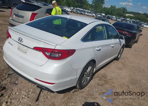 2015 Hyundai Sonata Se from USA, damaged, VIN 5NPE24AF9FH121681